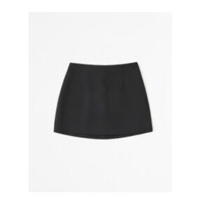Abercrombie & Fitch Women's Black Skort